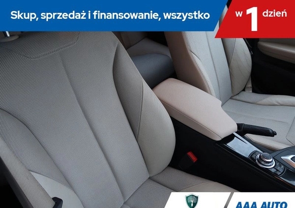 BMW Seria 3 cena 64000 przebieg: 159874, rok produkcji 2015 z Przeworsk małe 436